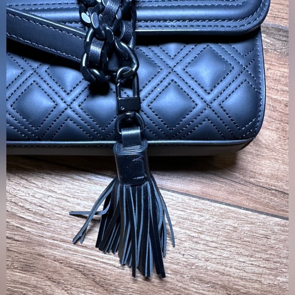 Tory Burch Fleming Convertible Shoulder Bag Matte Black - Picture 10 of 11